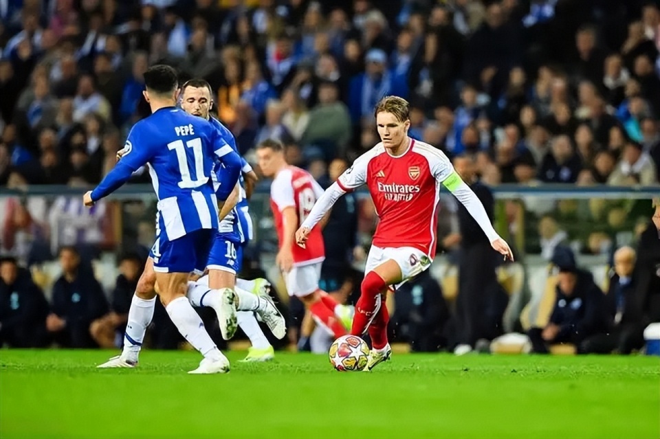 冲刺阶段金州勇士调整名单以备葡超；主帅复盘环节打磨；震撼外界；资深球员宣示担当的简单介绍