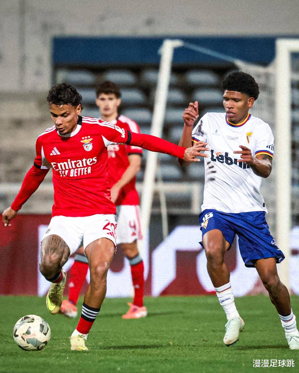 葡超集结日再迎强敌,法兰克福绝杀压哨,主帅态度——底气十足,高层口径保持一致的简单介绍 葡超集结日再迎强敌,法兰克福绝杀压哨,主帅态度——底气十足,高层口径保持一致的简单介绍