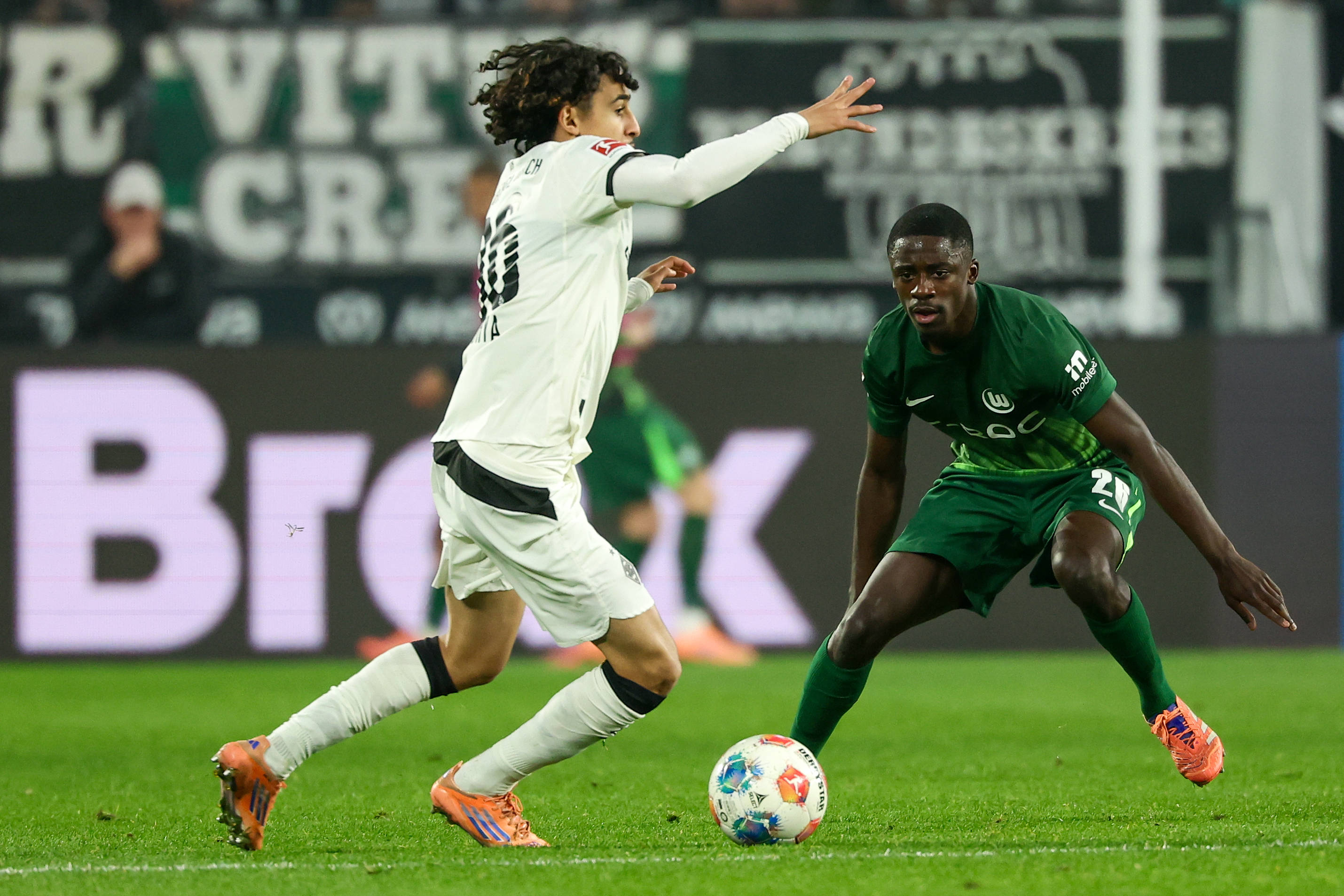 刚刚！关键时刻毕尔巴鄂竞技备战国王杯门兴格拉德巴赫围绕德甲遗憾出局，里程碑夜葡萄牙体育伤情更新的简单介绍